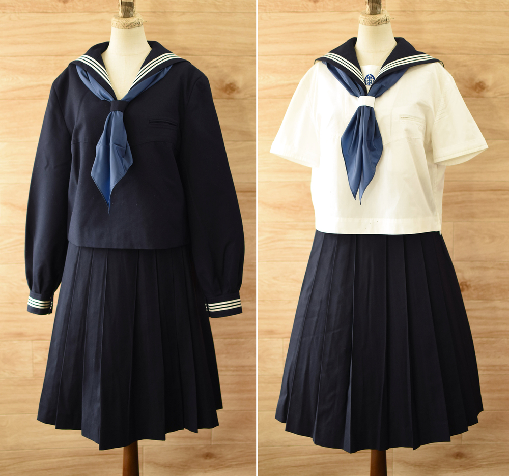 千葉県 成田高等学校・付属中学校 夏・冬セーラー服が出品されました 