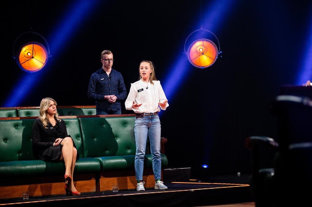 Vanavond de finale van <a href="/OWNHL/">Op weg naar het Lagerhuis</a>. In 2016 stond ik zelf in de finale, in 2018 jurylid en vanavond mag ik de finalisten een boodschap meegeven. 
Amber van den Hoeven leerling van mijn oude school (RSG Sneek) staat in de finale en <a href="/PloumenLilianne/">Lilianne Ploumen</a> is juryvoorzitter. Kijken dus!