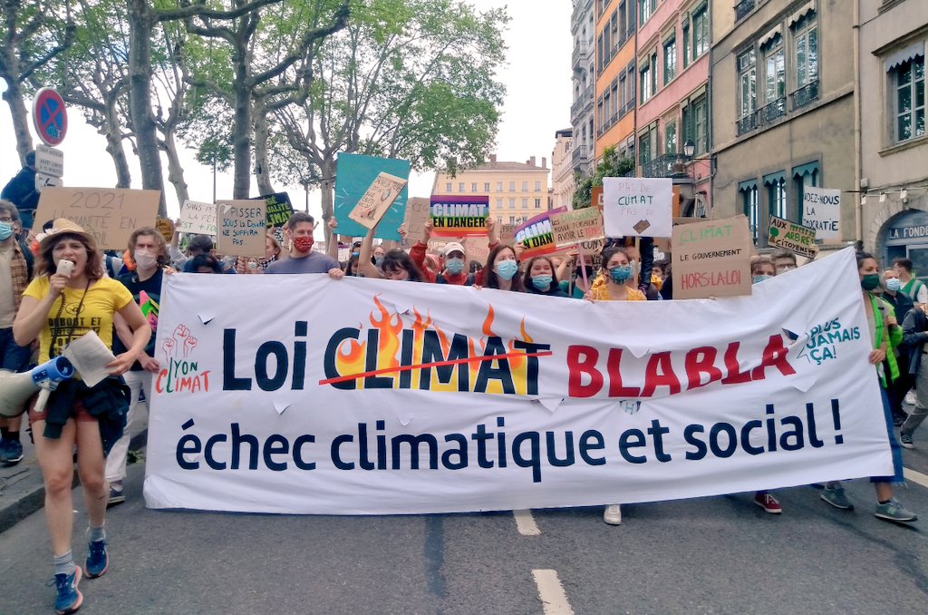 SylBffn's tweet image. 🔴 DIRECT LYON MARCHE D'APRÈS

#MarcheClimat #Lyon  #MarchePourLeClimat