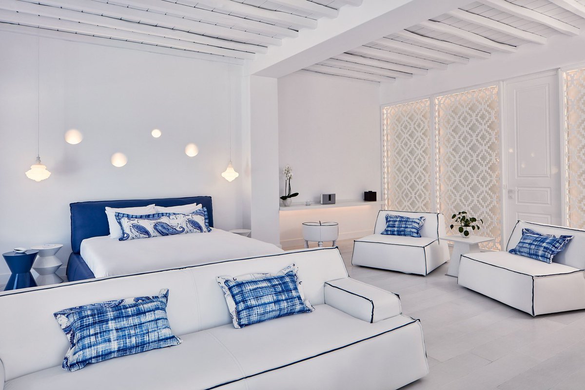 findrnr's tweet photo. Mykonos getaway 😍 https://t.co/BBOogmzazC