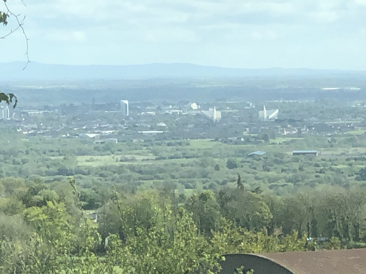 SarsfieldsRideI's tweet photo. #SarsfieldsRide 1690 #Limerick #Clare #Tipperary 
Check 
https://t.co/AxHhJamHAp @Limerick_ie https://t.co/nCRqDPqKAH