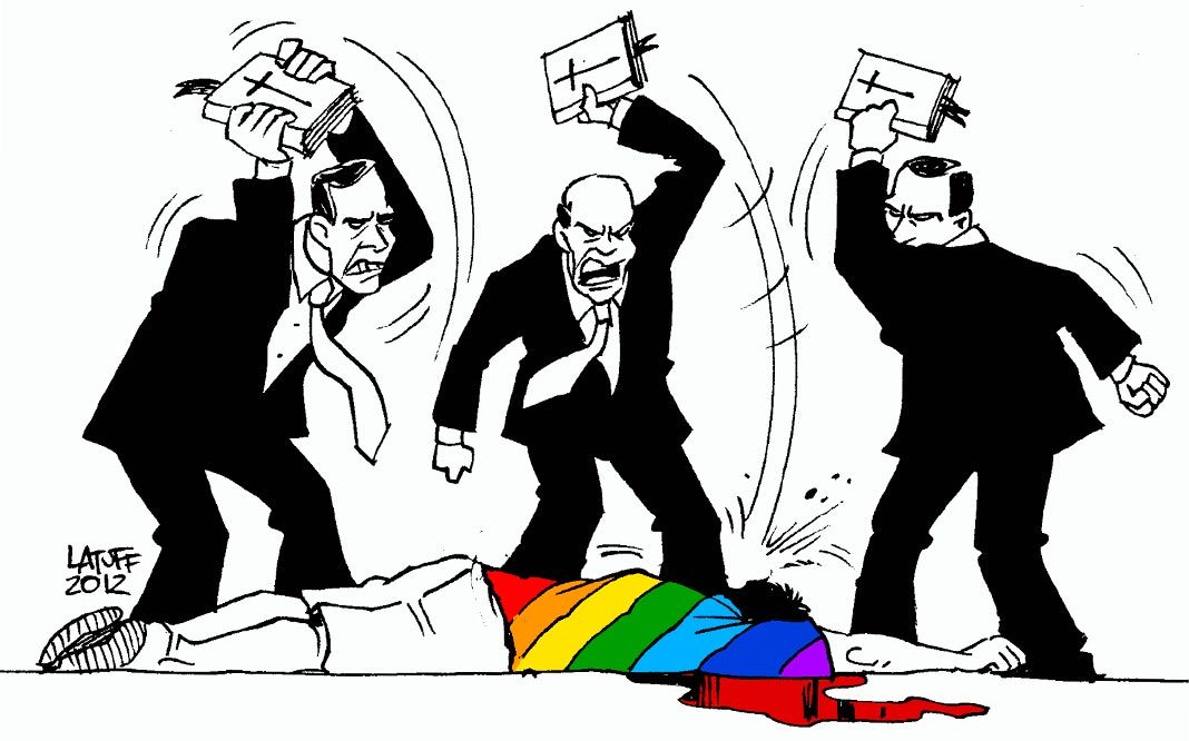 Inédita cruzada de odio: jerarcas católicos, evangélicos, ortodoxos, anglicanos, musulmanes y judíos emprenden cruzada lesbofóbica contra docente  Sandra Pavez. Pretenden que Chile le siga prohibiendo hacer clases en Chile solo por ser lesbiana. ¡Basta! movilh.cl/jerarcas-catol…