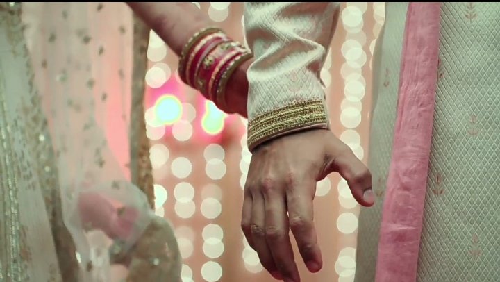 Shaadi samapan hua!Wouldn't be a dream wedding, but when destined it has to happen!They held hands, and lastly although Raavi tried to remove that sindur it landed on her <3 #2MonthsOfShiVi