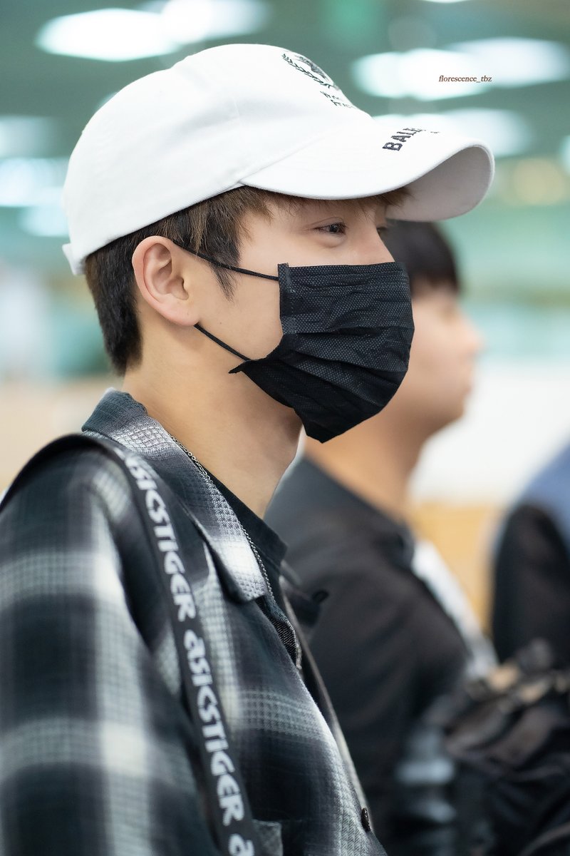 florescence_tbz's tweet photo. 190509 #상연 #이상연 #SANGYEON #더보이즈 #THEBOYZ https://t.co/idjbdS6QYY