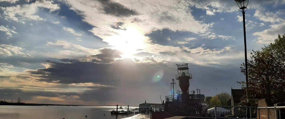 Binraker's tweet photo. @visit_gravesend Sunday morning photos https://t.co/UBpRXNm6Vj