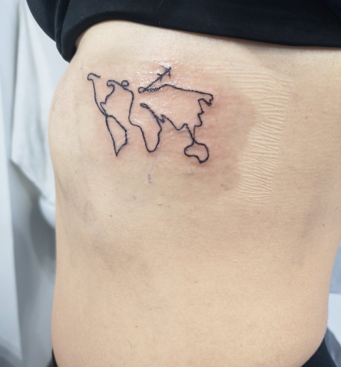 onlybutalso's tweet photo. Tattoo for my friend
#tatuaggi #tattoo #tatuaggio #tattoos #tattooartist #ink #inked #tattoostudio #instatattoo #tattooart #tattooed #tattoolife #art #tatuatoriitaliani #tattooitalia #traditionaltattoo #tattooing #tattooshop #studiotattoo #tattooink #fly #tatuaje https://t.co/ya5aav9fF3