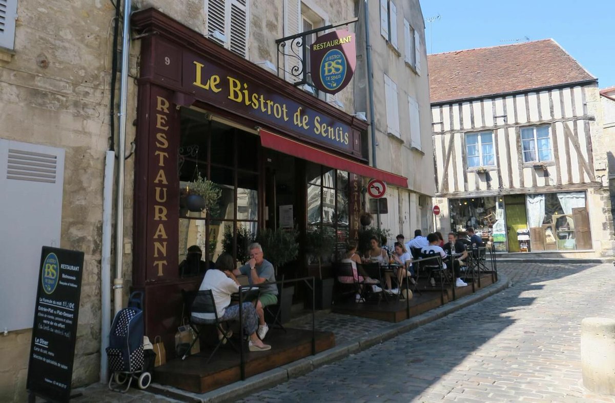 leparisien_60's tweet photo. Pour redémarrer, hôtels et restaurants de l’Oise proposent déjà plus de 500 emplois
➡️ https://t.co/L2fTRJLqCq https://t.co/6vVeLEEFr6