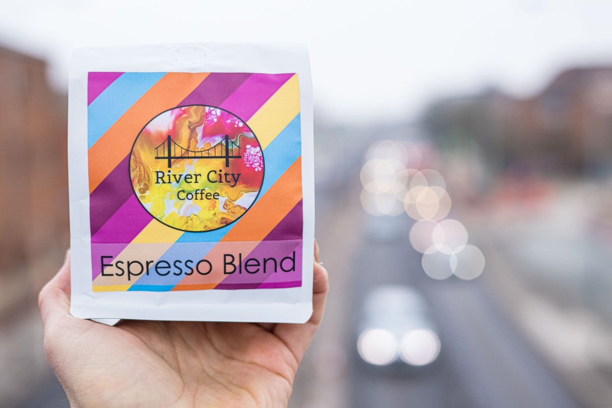 TheStoreOn's tweet image. Hull's finest coffees, roasted here in our Great City, in Store alongside other fantastic 'Hull' made produce. Can't get better than that. 
Happy Sunday 😊💚
#hull #eastyorkshire #local #localcoffee #coffee #fruitmarkethull #thestoreonpierst #lovehull #thisishull  #supportlocal