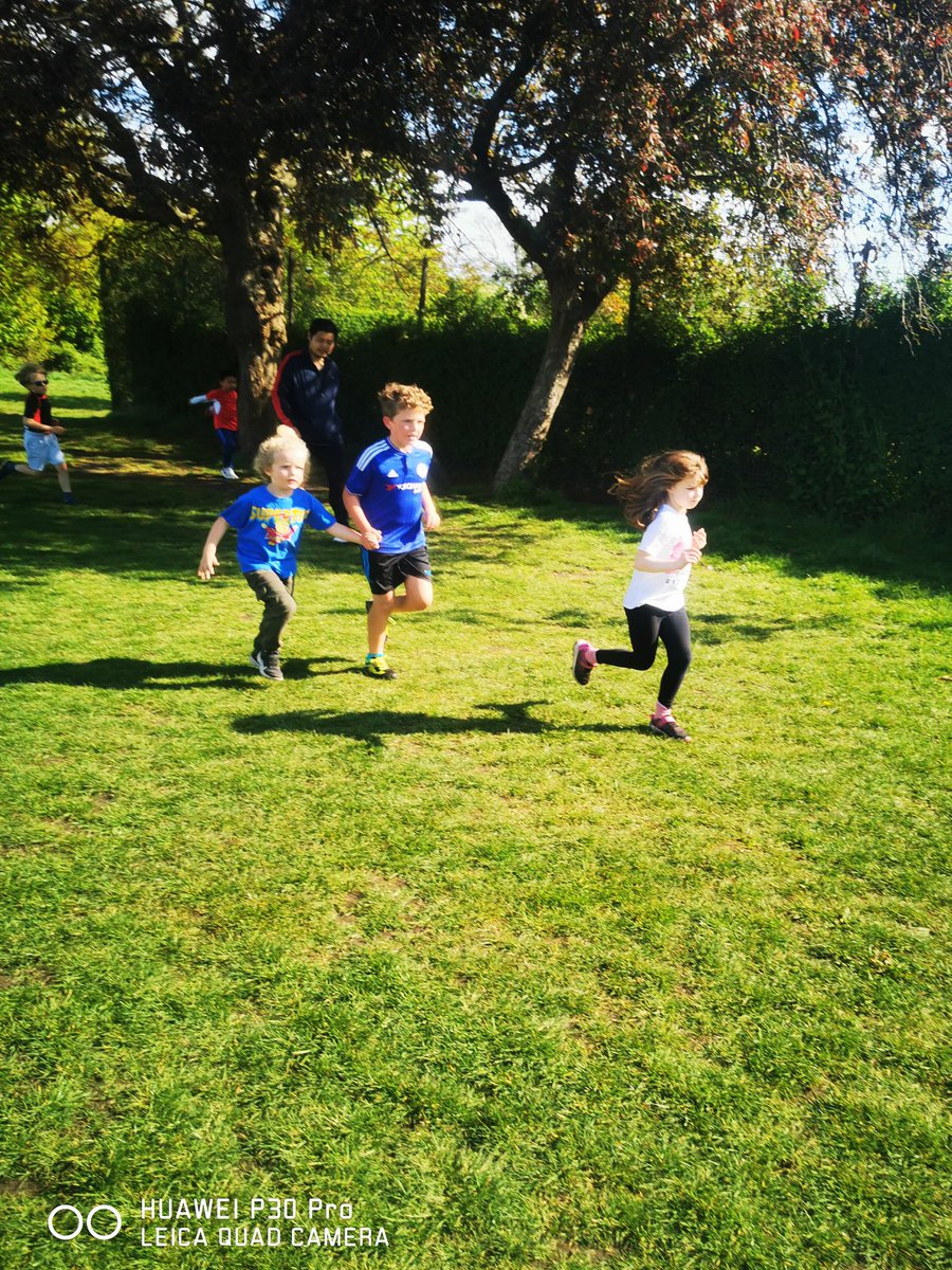 freddie_conlan's tweet photo. Finally back under 9 minutes at @surbsjnrparkrun. I came 10th in a time of 8:54. TC came 123rd in a time of 15:25. The weather was great today.#OcrBoyFreddie #TheOcrBoys #JuniorParkrunUk #DownsendSchool #TeamDownsend #DolphinKickUk https://t.co/ko5jds6Lhq