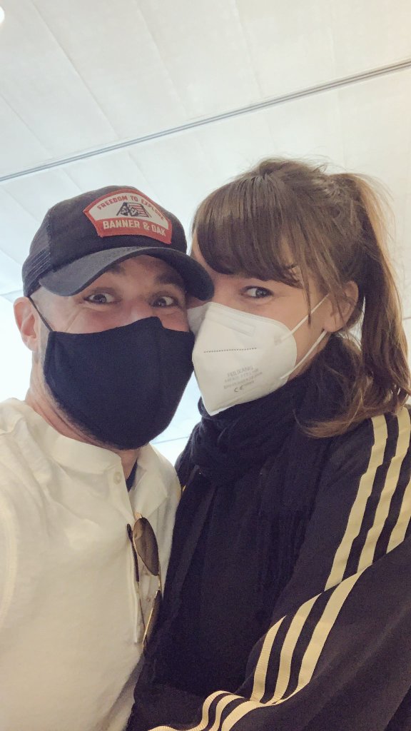 copter44081987's tweet image. I made it to Boston! Thank you @gsiskind @ckuck @jeffjoseph for everything you did for us! Lots and lots of love for you guys! #k1visa #milliganvspompeo #round3