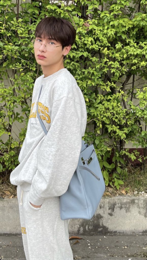 doublejxyj's tweet photo. เหมือนกันเบยยยย🤣 https://t.co/3h8mJZj3hB