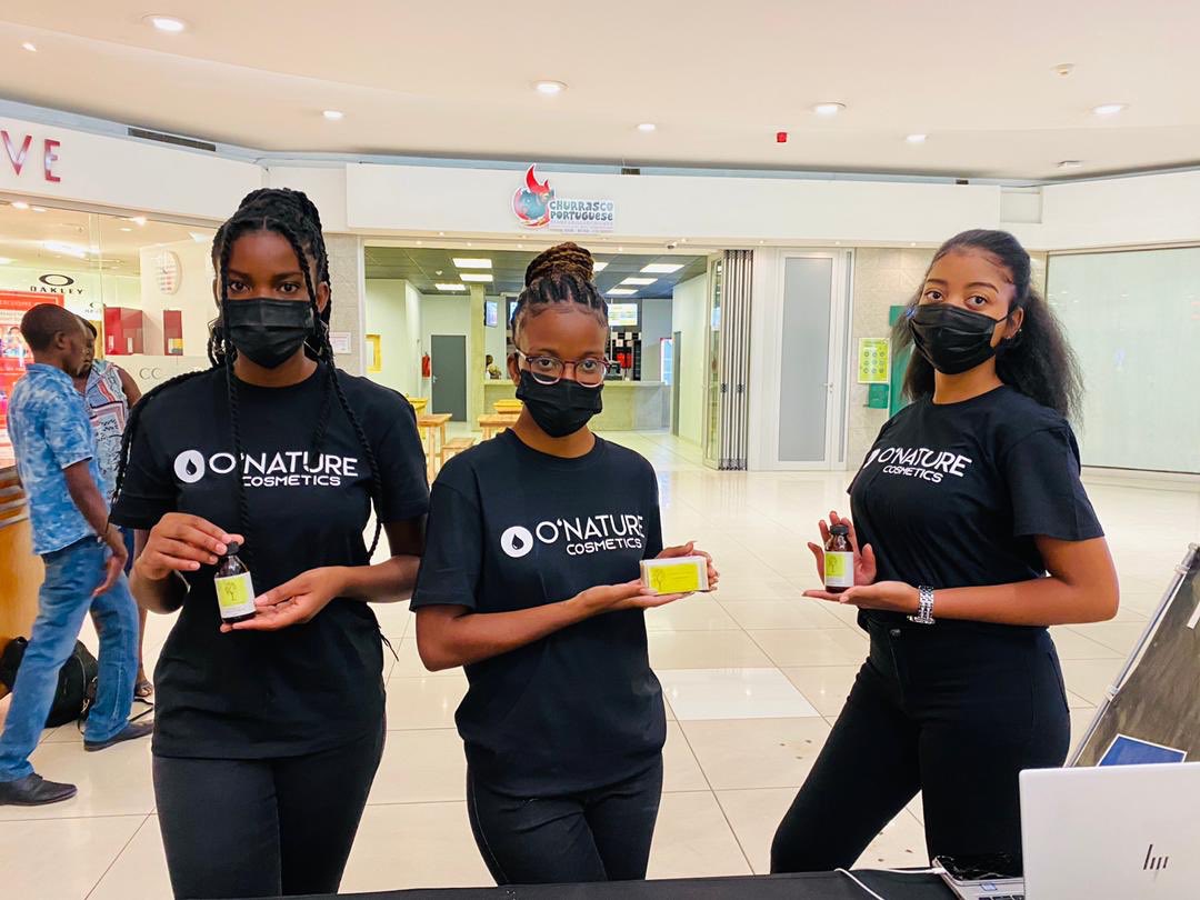 OnatureNamibia's tweet photo. Seen at Wernhil•| O’nature Cosmetics and TST Marketing Team. 

We are at Wernhil today until 15h00. The final day of the Mother’s Day exhibition. Happy Mother’s Day to all Mothers,🙏🏾❤️ #PopByToBuy https://t.co/nrodBF7rv0