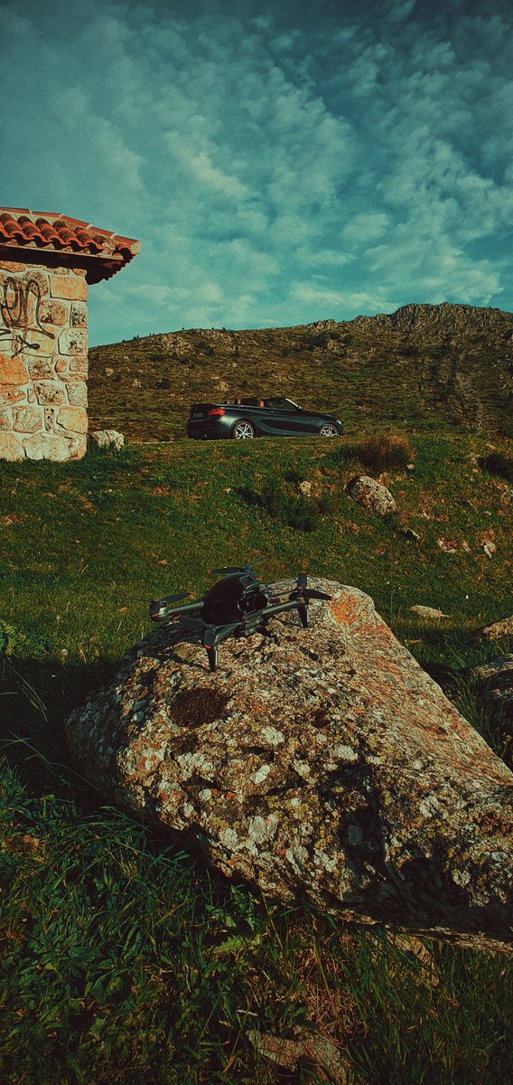 wienlared's tweet photo. Ayer estuvimos @LunaticVisualSt y #JuanCalles probando el nuevo @DJI_Spain #FPV en la sierra de Madrid, grabando también con la @panasonicESP #gh5 una mini pieza con un @BMWEspana Serie1 ❤️ PD Fotos con mi querido @SamsungEspana S10+
En breve habemus mini reel de todo esto! 🤘⚡ https://t.co/Jw096afKo1