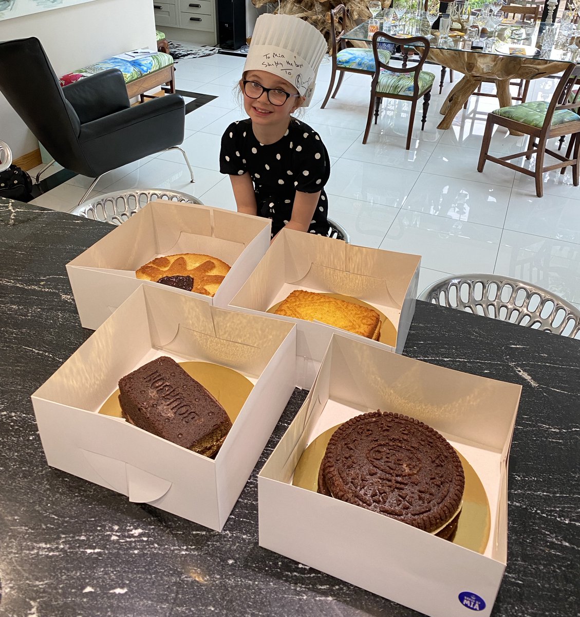 Laura King (@kingsfinefood) on Twitter photo justgiving.com/fundraising/mi…
Well done Junior baker #MiaDando, who has been raising money for the <a href="/JohnKingBTF/">John King Brain Tumour Foundation</a>
Yesterday she had two special assistants... <a href="/jwilliamschef/">John Williams</a> & <a href="/BrianTurnerChef/">Brian Turner</a>
The cakes are for a virtual Tea Party
<a href="/Barchester_care/">Barchester Healthcare</a> <a href="/RoyalGardenBR/">Royal Garden Hotel</a> <a href="/TheDigitalLine/">The Digital Line</a> justgiving.com/fundraising/mi…
Well done Junior baker #MiaDando, who has been raising money for the <a href="/JohnKingBTF/">John King Brain Tumour Foundation</a>
Yesterday she had two special assistants... <a href="/jwilliamschef/">John Williams</a> & <a href="/BrianTurnerChef/">Brian Turner</a>
The cakes are for a virtual Tea Party
<a href="/Barchester_care/">Barchester Healthcare</a> <a href="/RoyalGardenBR/">Royal Garden Hotel</a> <a href="/TheDigitalLine/">The Digital Line</a>