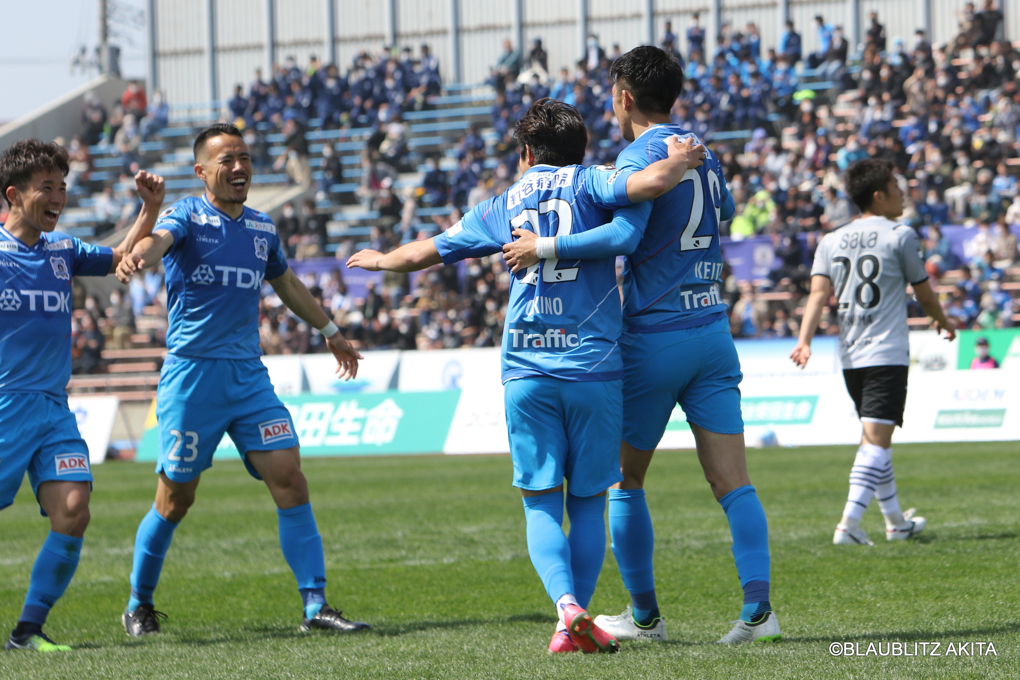 ブラウブリッツ秋田 公式 Twitterissa 試合写真 ジュビロ磐田 戦の試合写真 速報版 を掲載しました ぜひご覧ください なお 完全版は後日掲載します T Co W5cncwevxm ブラウブリッツ秋田 ｊリーグ ブラウブリッツ秋田vsジュビロ磐田 T