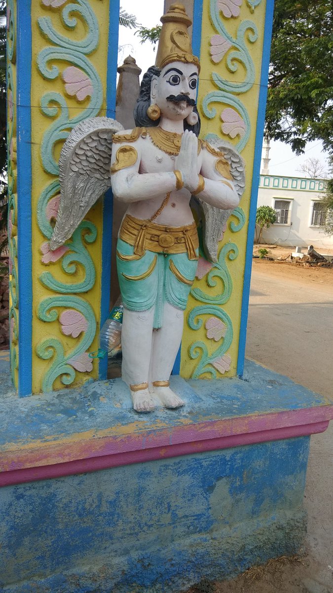 akshaykumar_6's tweet image. booksfact.com/archeology/300…