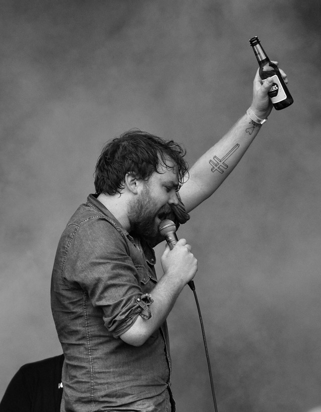 feebee_69's tweet image. Thinking of lovely Scott Hutchison today. x #OwlJohn #Frabbits #TinyChanges