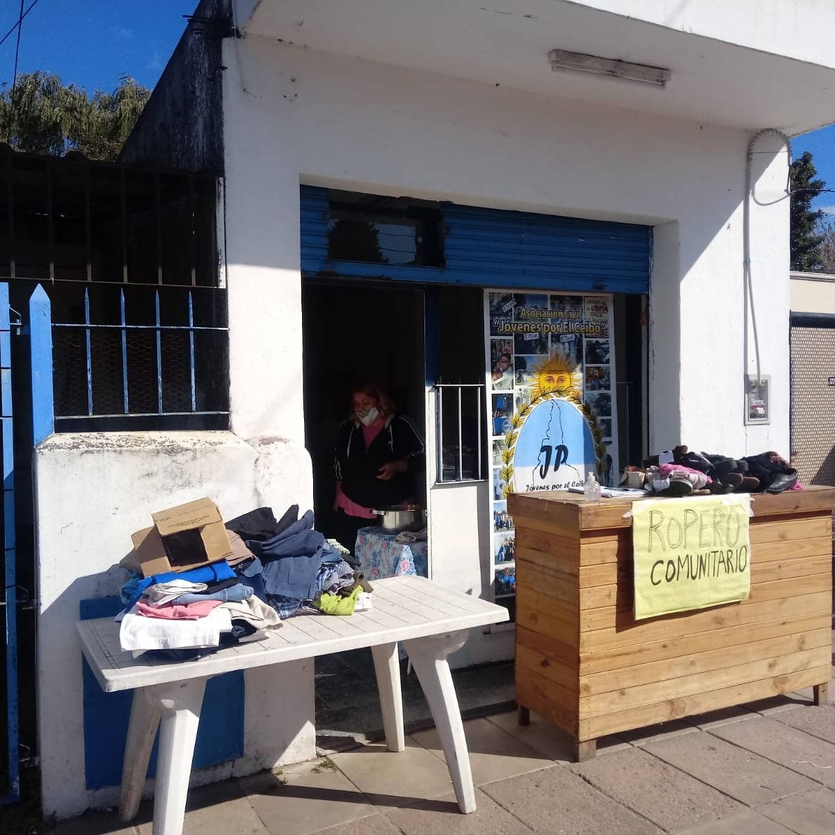 JCeibo's tweet image. "Porque donde hay una necesidad hay un derecho"
Junto con la olla de los sábados, activamos el ropero comunitario. Sumate!!! 
#solidaridadypandemia #alcovidlovencemosentretodos
#lapatriaeselotro