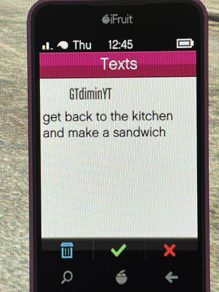 SimmerHailee's tweet photo. What it’s like playing gta online as a woman 🙃 It is insane to me the amount of sexist, creepy, and flirty guys that exist on Xbox. Stay safe out there girlies ❤️ remember to block and report anyone that makes you feel uncomfortable :) https://t.co/p7fDFdrpru