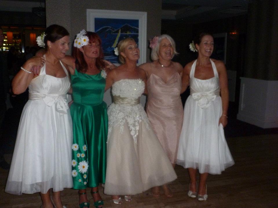 mccarron1965's tweet photo. Alexa shuffling songs by the girls in the background so it's a @The_Nolans sort of Sunday morning. Prompted me to dig out photo of me & my sisters @aliciajokane wedding. It's now our signature move when "I'm in the Mood for Dancing" comes on.
#TheNolans
#InTheMoodForDancing https://t.co/yp2aEADA7M
