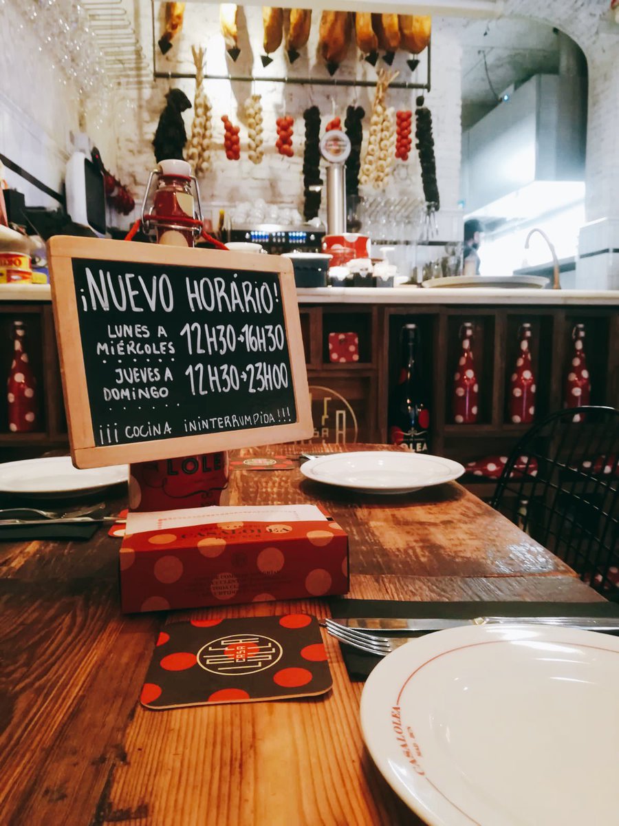 casalolea's tweet photo. Hoy es un día especial y muy esperado en Casa Lolea Barcelona… ¡por fin volvemos a dar cenas! 😍✨ Llevamos desde octubre sin abrir las puertas de nuestra casa todo lo que nos gustaría, pero a partir de hoy volvemos a estar disponibles para hacer vuestras noches inolvidables. ❤️ https://t.co/EhzRJW3Q4T