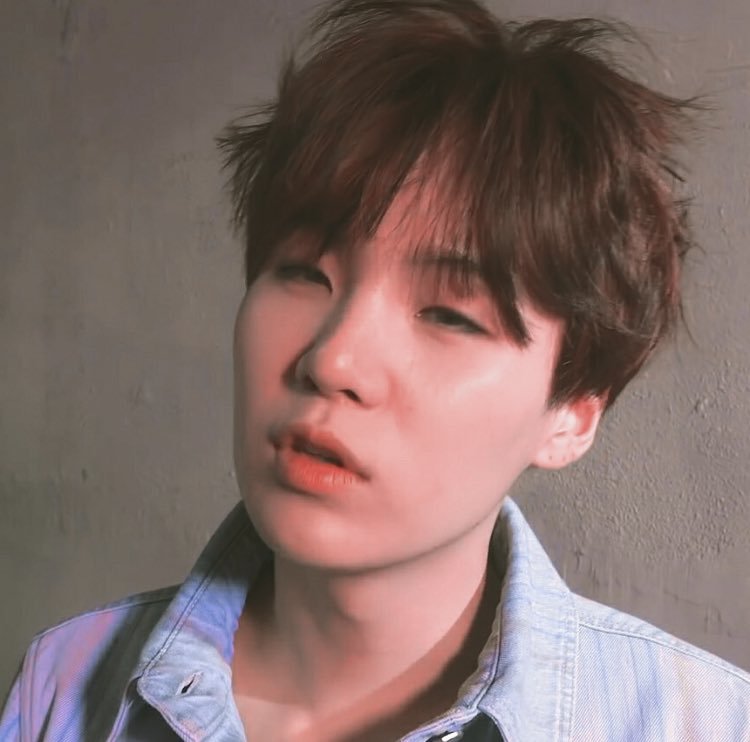 next stop we have min yoongi. you have no idea how much i fell for him last year...I vote 'BTS'  #Dynamite for ( Son Sung Deuk ) for  #FaveChoreography at  #iHeartAwards