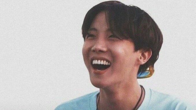 of course i need to include compilation of hobi smiling  because hoseok = happiness.  #BTSARMY    #BestFanArmy  #iHeartAwards  @BTS_twt