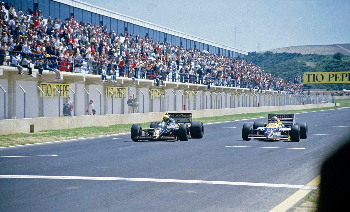 Шпатлевка цементная glims. Формула 1 абу даби финиш. Finish f. F1 finish flag. Цементная шпатлевка glims finish-f.