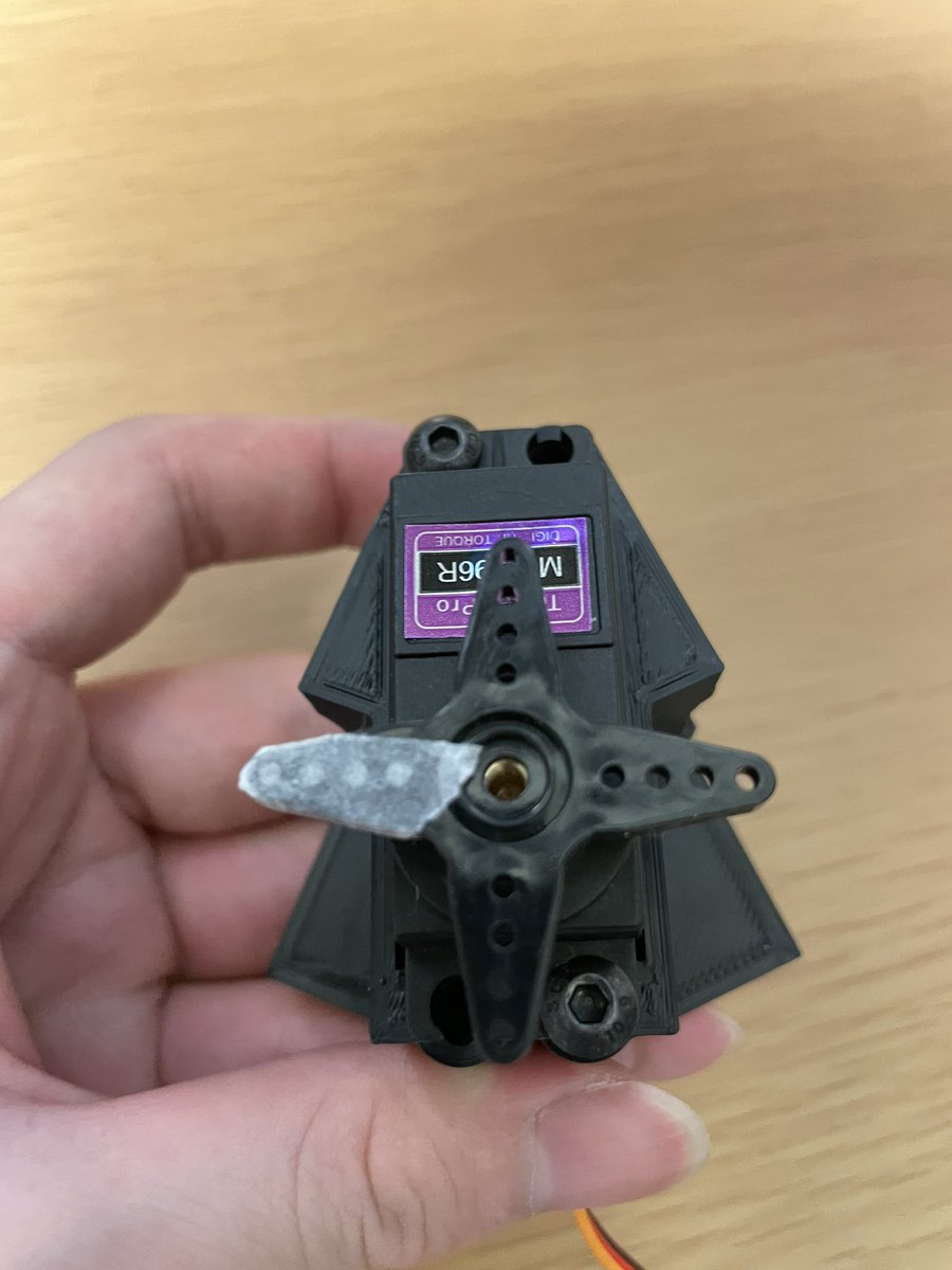 eternalfriend17's tweet image. ネジ穴の位置もいい感じ、深さ足りなくてナット浮いてきたけど
#Rospider