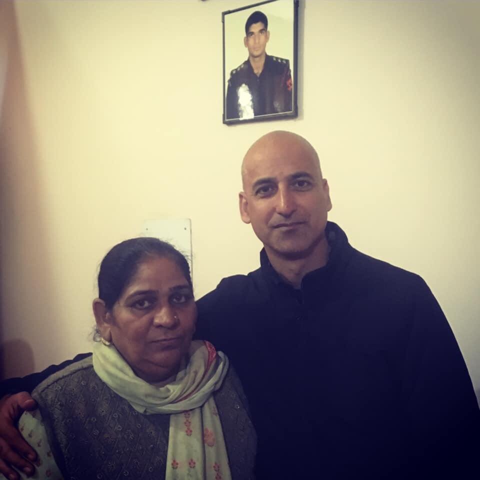 Along with Kamlesh aunty, mother ofCAPTAIN PAWAN KUMAR 10 PARA SFCaptain Pawan has immortalized fighting terrorists at JKEDI building at Pampore in J&K in 2016.Photo clicked by :  @megirish2001 #MothersDay2021  #MothersDay  #motherhood  #KnowYourHeroes  #VeerYatra