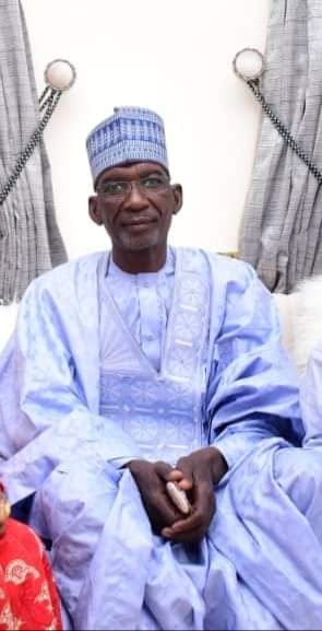 Alhamdulillah alhamdulillah Alhamdulillah, Baba Alh Bala Afro, he is now released from kidnappers, After spent over 30days out of his family.

Congratulations Baba, Allah Yatsare gaba!!! 🙏🏼🙏🏼🙏🏼