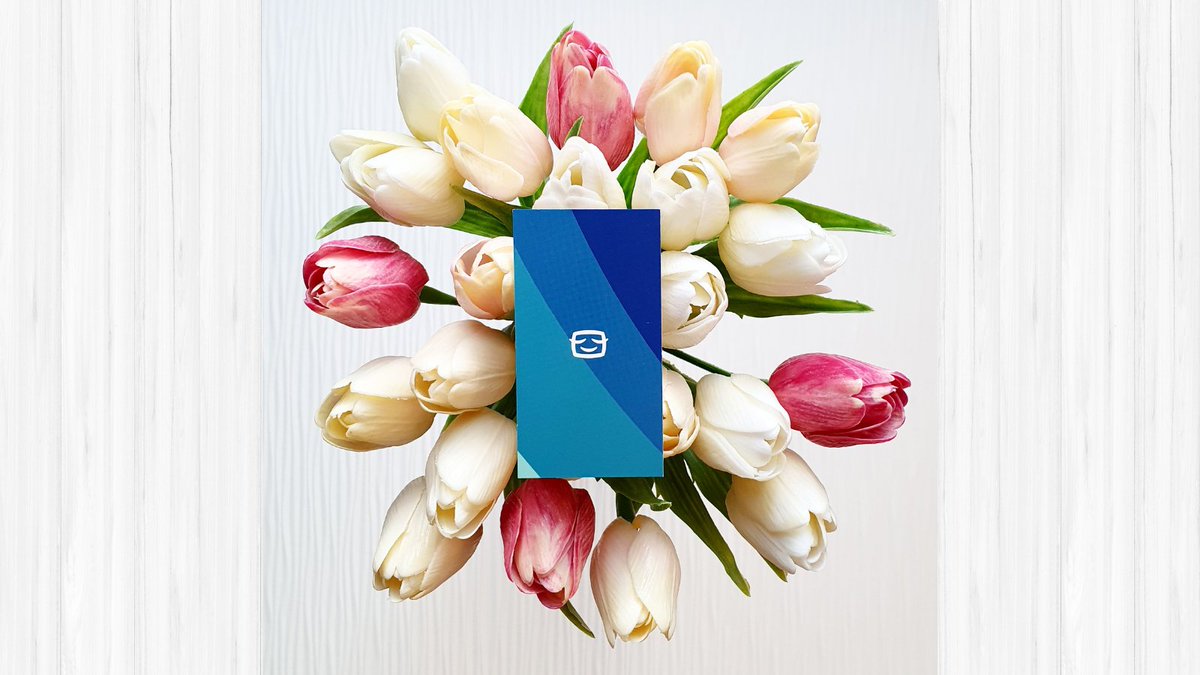 SleepCentrum's tweet photo. Na druhou květnovou neděli, tedy na dnešní den, připadá Den matek. Vzpomeňte si na svou maminku a udělejte jí radost třeba květinou nebo něčím sladkým. https://t.co/yrgxme23nE