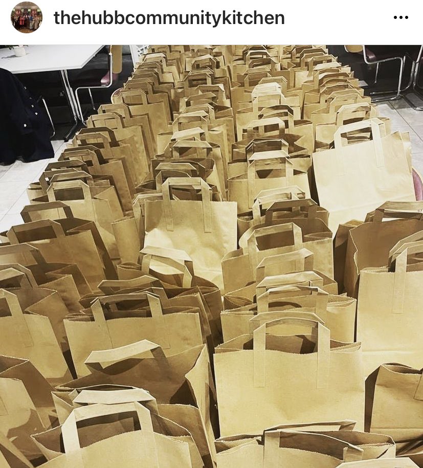 jozzzaphen's tweet image. #HubbCommunityKitchen #CookTogether #SussexRoyal #charityFeeding 🙏🏾👸🏻🦅🥗🥙