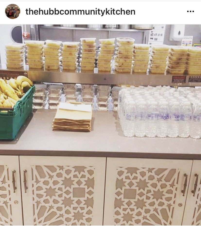 jozzzaphen's tweet image. #HubbCommunityKitchen #CookTogether #SussexRoyal #charityFeeding 🙏🏾👸🏻🦅🥗🥙