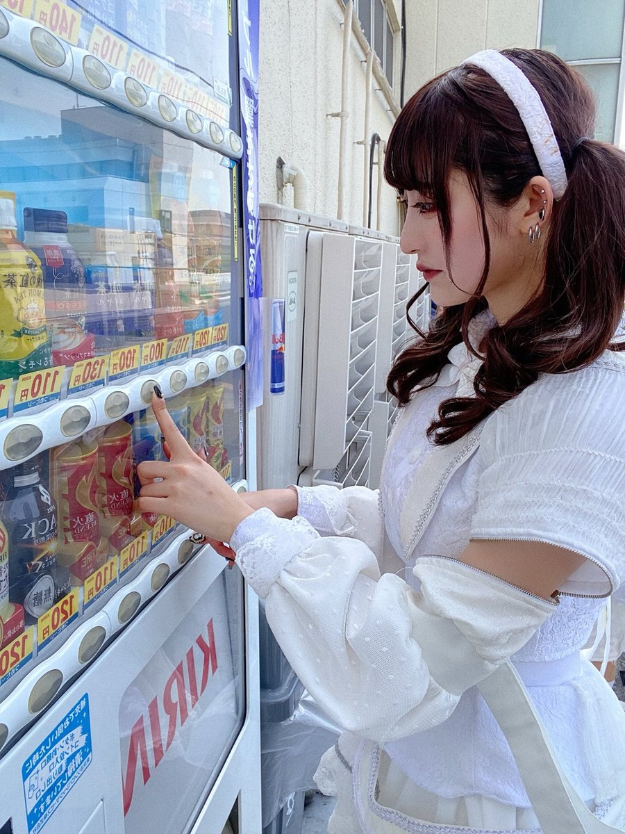 rito_wanwansan's tweet photo. 偶然と夏の魔法とやらの力で僕のものに https://t.co/IWaWOvsFth