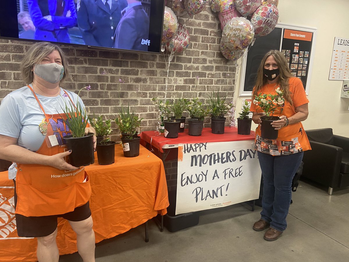 Happy Mother’s Day to all of our hard working Moms out there! We appreciate all that you do!! @RamonEstevez12 <a href="/Eduardothd6357/">Eduardo Chaves</a> <a href="/garydemarinis/">Gary DeMarinis</a> <a href="/CrickettSurls/">Crickett Surls</a>