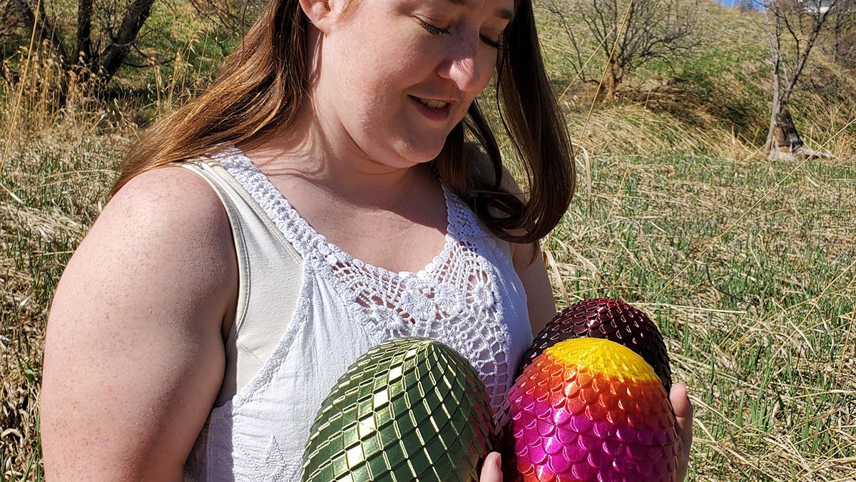 Whether you're a mother of dragons or a mother of humans, we wish you a very 𝐻𝑎𝑝𝑝𝑦 𝑀𝑜𝑡ℎ𝑒𝑟'𝑠 𝐷𝑎𝑦. 🐉

Our eggs are perfect for storing your dice, jewelry, and other knick-knacks 🎲 shop.fantasybynumbers.ca