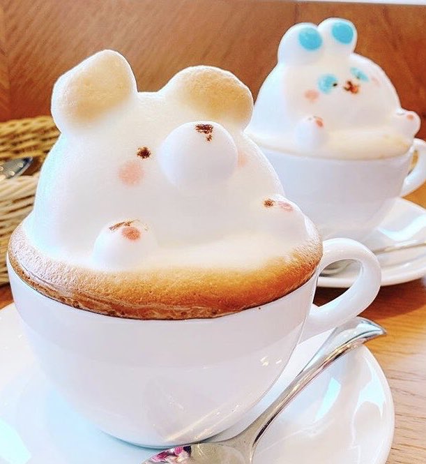 極上のスイーツ 愛知県名古屋市にあるお店 Light Cafe の 超かわいい３dラテアート