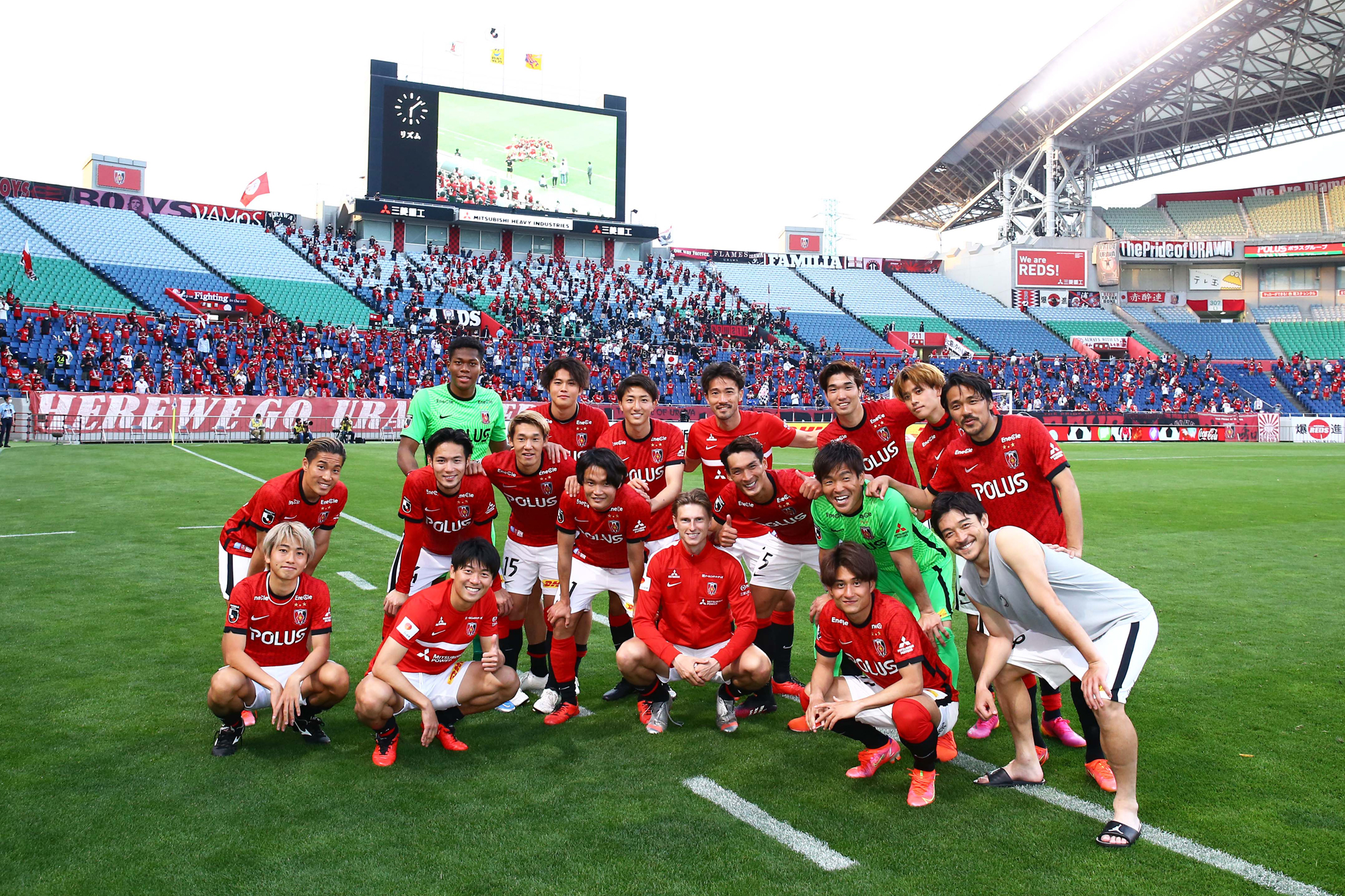 浦和レッズオフィシャル Happy Mother S Day Urawareds 浦和レッズ Wearereds 母の日 いつもありがとう 勝利をプレゼント T Co Tpcnc3gi1n Twitter