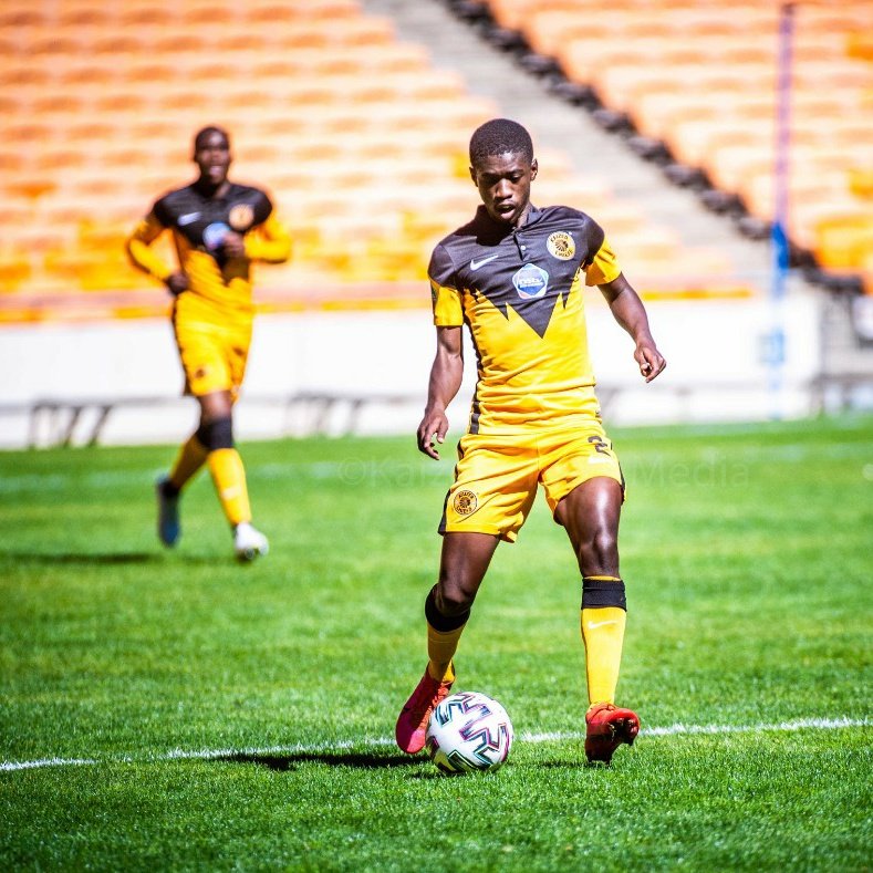90 + 3’| #CHI 3 : 1 #SWA
Full time score: (Hoala 42’, Sampson 67', Mohlala 90 + 1) Kaizer Chiefs 3 : 1 Swallows FC (Gule 19’)
#DDCRewired #Amakhosi4Life https://t.co/ERtG0SOpMZ