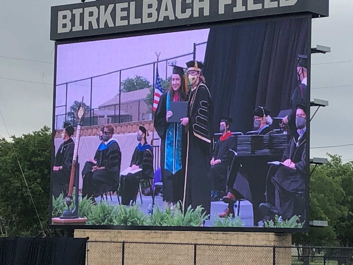 krisf281's tweet photo. So proud to finally watch our 2020 Southwestern University grad walk the stage! #SU20Grad https://t.co/yIbAPzMcsO
