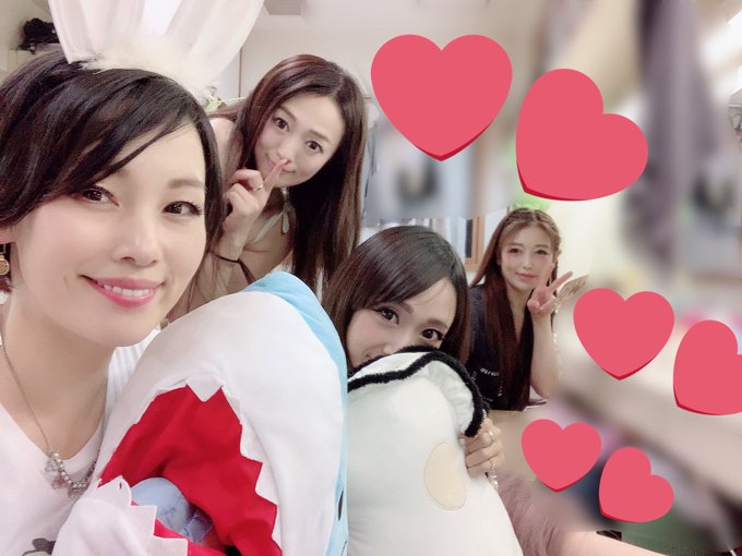 浅草ロック座BAR1日ありがとうございました❤️ 帰りに楽屋に寄ったらお姐さんたちに会えました🥰早くお勉強にきたいです🤤 https://t.co/BeNByXDLtj
