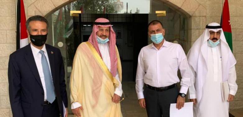 naif63_2's tweet photo. وفد السفارة زار اليوم مقر وزارة الداخلية والتقى معالي مازن الفراية ومعالي نايف الفايز والمسؤولين المعنيين، لترتيب وتسهيل قدوم الزائرين من #السعودية الى #الاردن الشقيقة. #عيد_الفطر_السعيد. https://t.co/0WB0xE9NzY