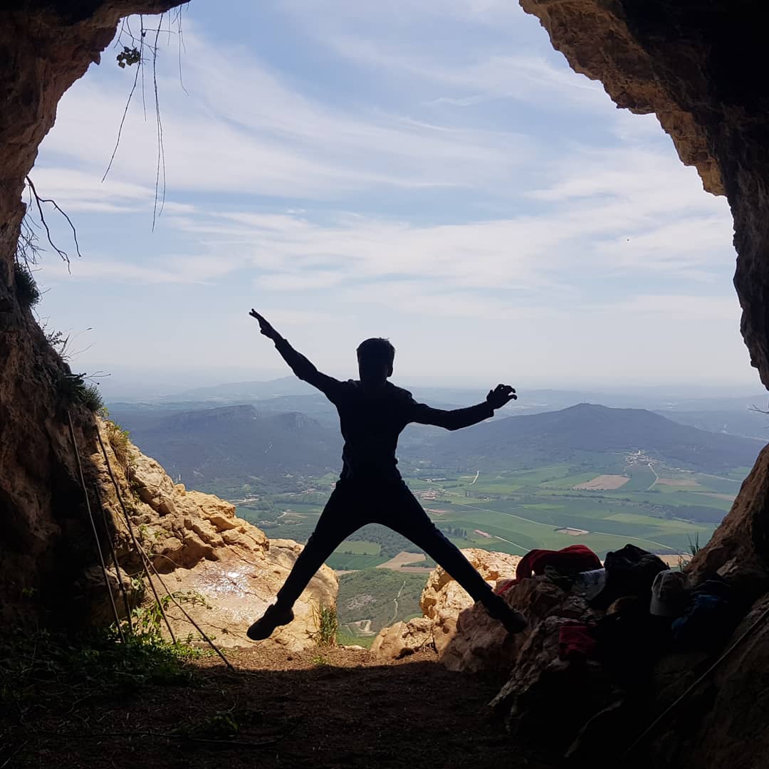 basaulaetxea's tweet photo. Con la apertura del confinamiento y la posibilidad de #viajar entre comunidades os proponemos unas vacaciones en la #naturaleza. Disponemos de 2 casas en #Navarra para 6 y 4 pax, turismo seguro con garantías sanitarias.
Con35 habitantes #Muneta tu destino ideal de #vacaciones 😜 https://t.co/cYHr7Rj3pw