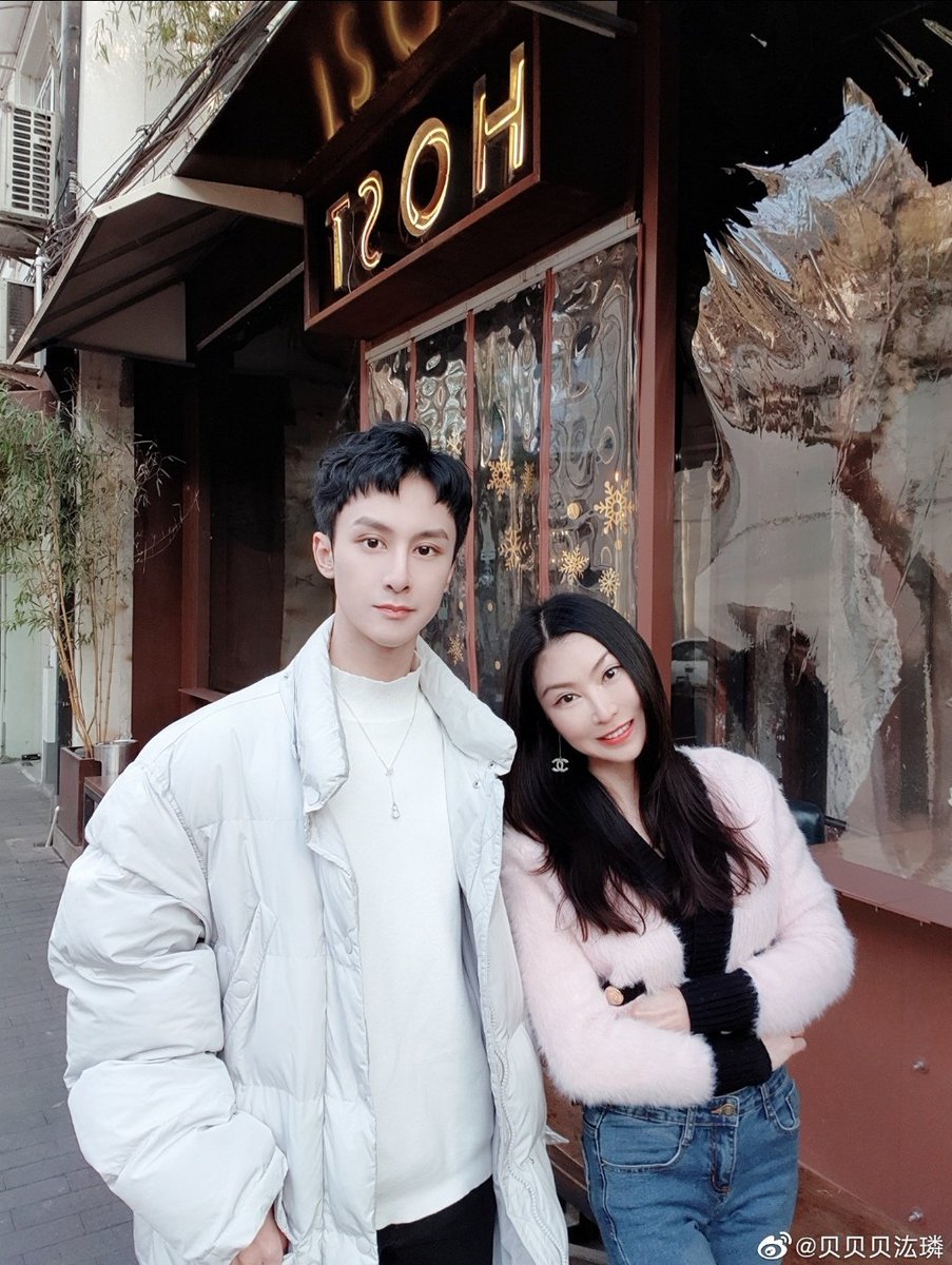 Boogie1806's tweet photo. #大厂男孩
สุขสันต์วันแม่

#BeiHongLin https://t.co/reyl8UopvP