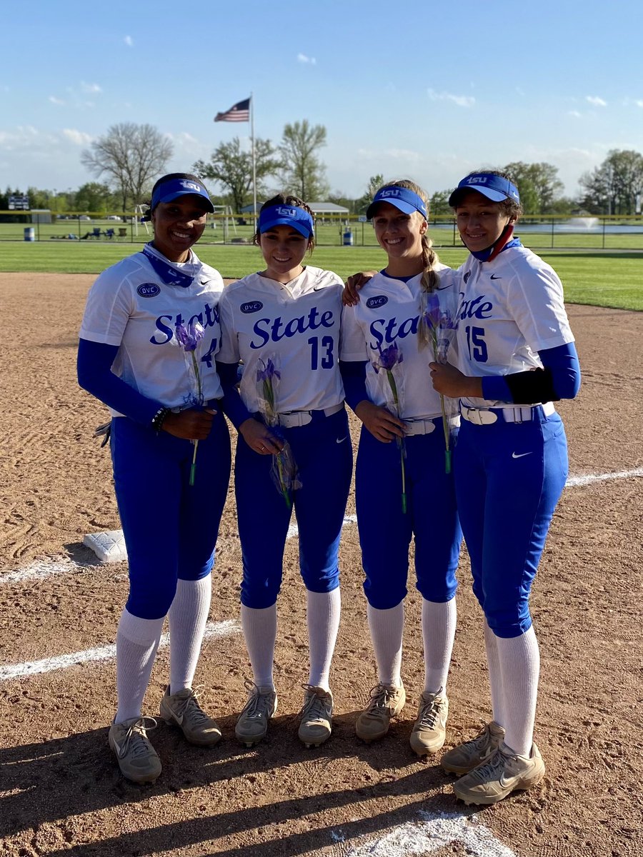 coachabrowning's tweet photo. The total team effort payed off and the seniors left the field as winners💙 Out worked, out hit and out played the opponent. We are so proud of you ALL! Seniors, we love you and we salute you! Tigers for life‼️ #Teamfirst #Family #Relentless https://t.co/4iJ0aZZlYa