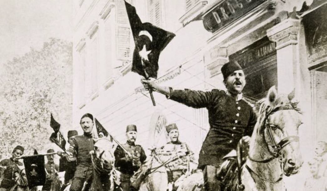 En 1908, les Jeunes Turcs arrivèrent au pouvoir, apportant avec eux des promesses d’égalité et de fraternité entre tous les peuples de l’empire. Beaucoup y ont cru.