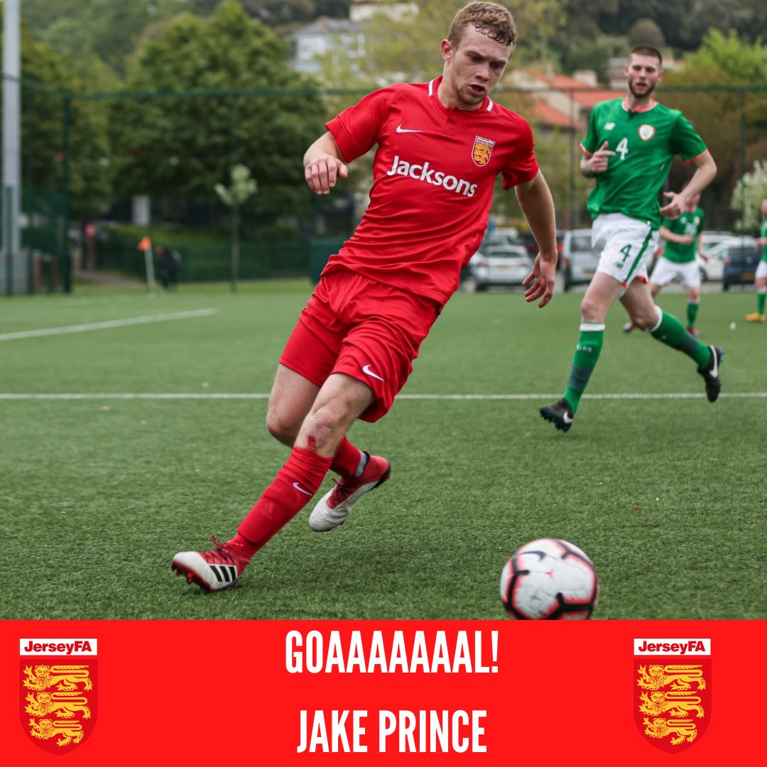 4’ GOOOOOOAL! 

West Cheshire hit the post one end but Mendes and Prince combine well on the counter attack and Prince slots home! 

<a href="/JerseyFA/">Jersey Football Association 🇯🇪</a> 1-0 <a href="/WestCheshireLge/">Go2Day West Cheshire League</a>