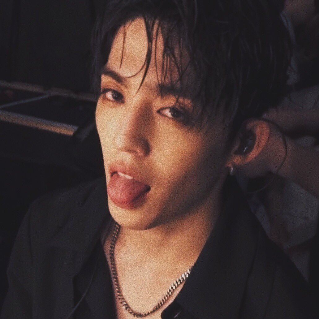 Seungcheol and his tounge agenda– A thread;