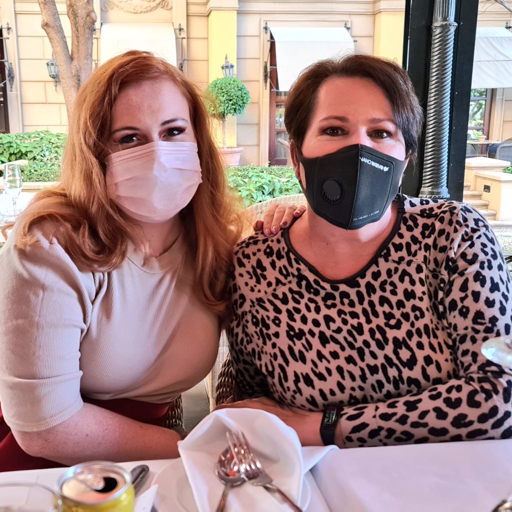 947's tweet photo. The #947drivewiththando decided to take the amazing winners to Palazzo @MONTECASINOZA for an intimate lunch ❤. 

#947MothersDay https://t.co/kDRrRYIEle
